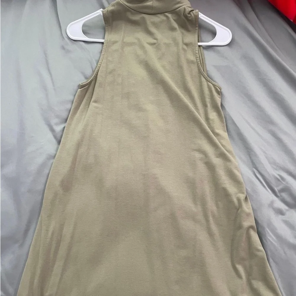 Aeropostale Cutout Sleeveless Dress - Picture 2 of 4